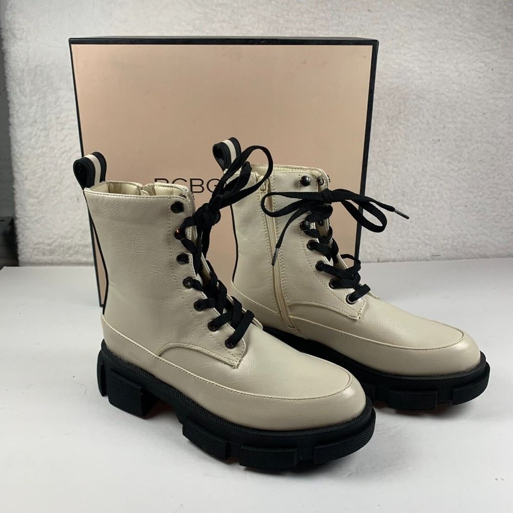 BCBGENERATION Ander Women's Lace-up Combat Boots In Bianca Size 6.5 M NIB S0405